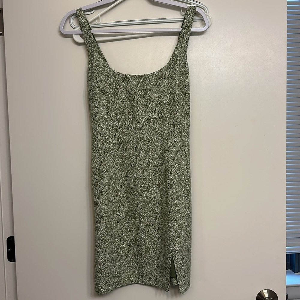 Abercrombie flowered dress with matching scrunchie